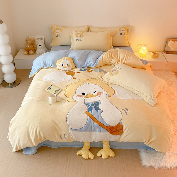 Children's bedding set with cozy microfiber blanket and 3D panda appliqués