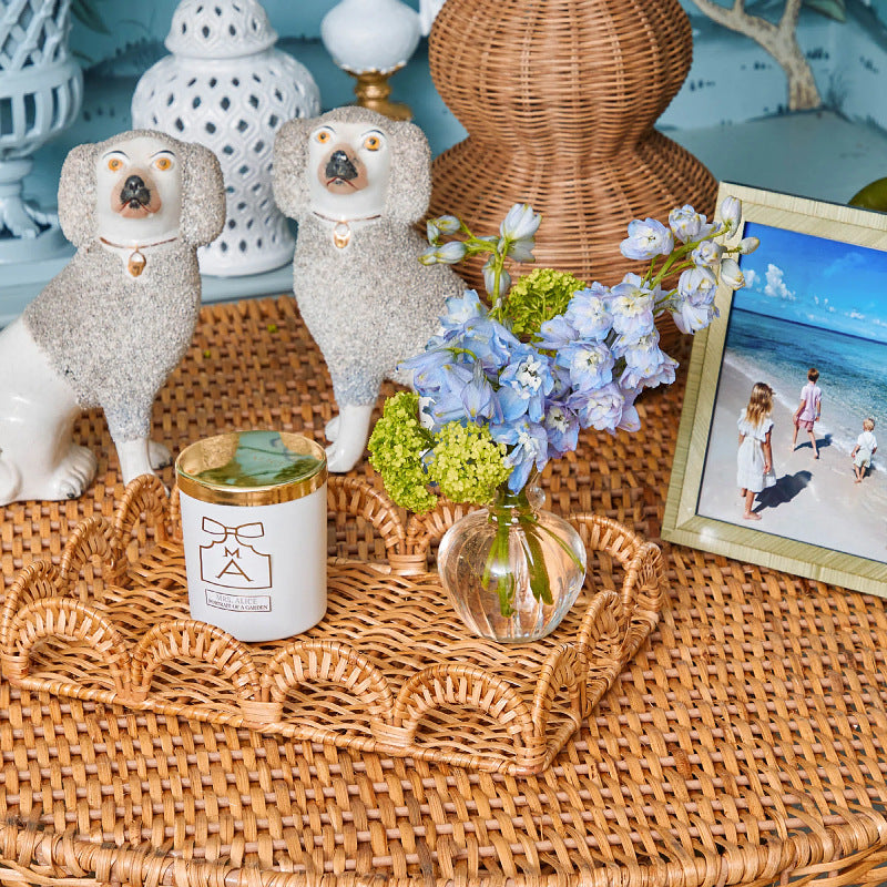 Elegant decoration basket with curved edge Stornfield
