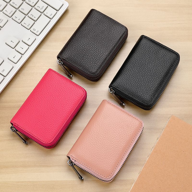 Sleek Zippered Leather Credit Card Holder Stornfield