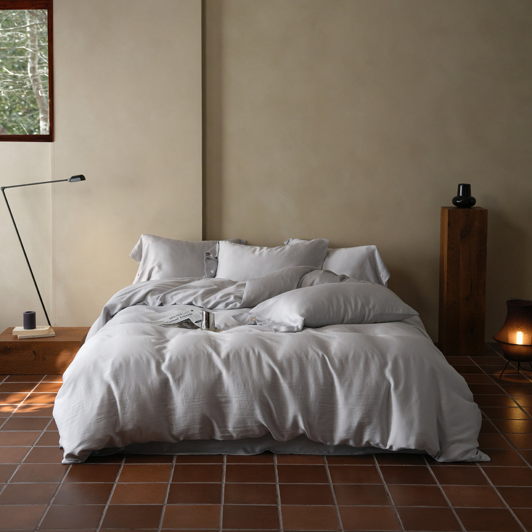 Luxury Organic Cotton Sateen Duvet Cover Set with Button Closure