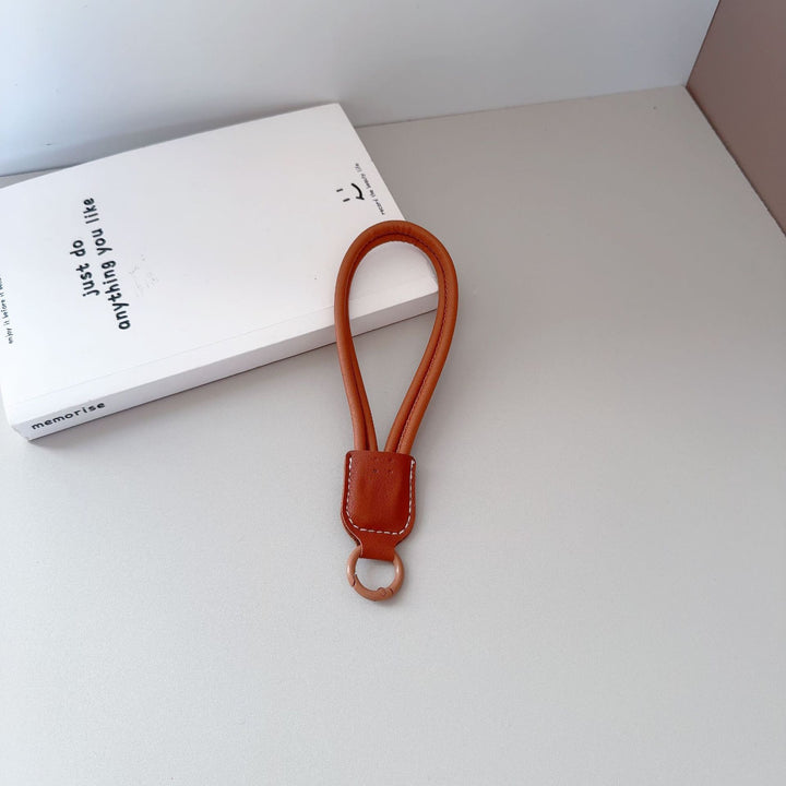 Premium Leather Keychain Holder Stornfield