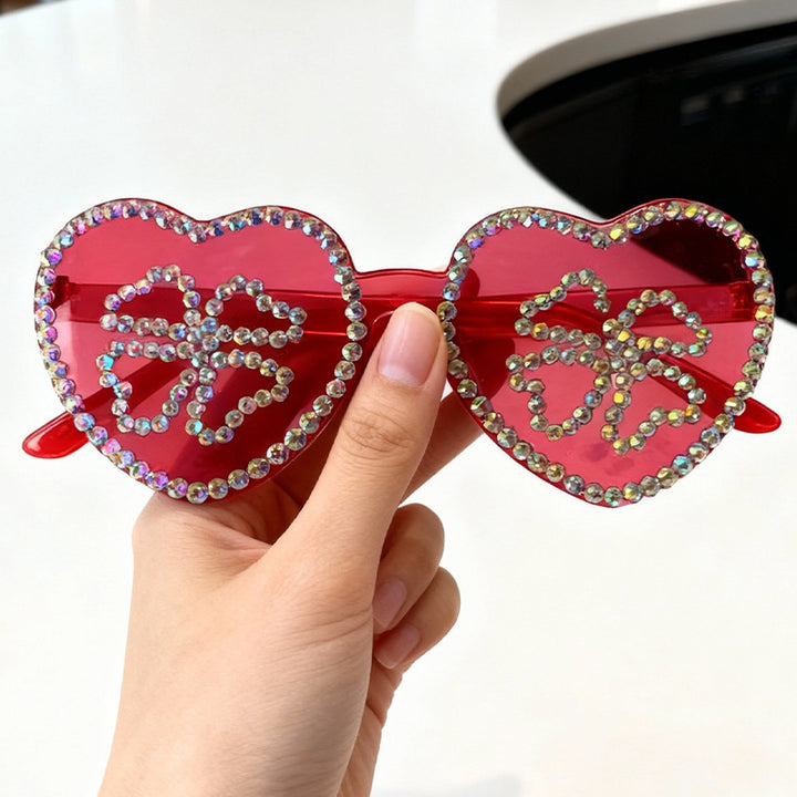 Glamorous Heart-Shaped Rhinestone Sunglasses Stornfield
