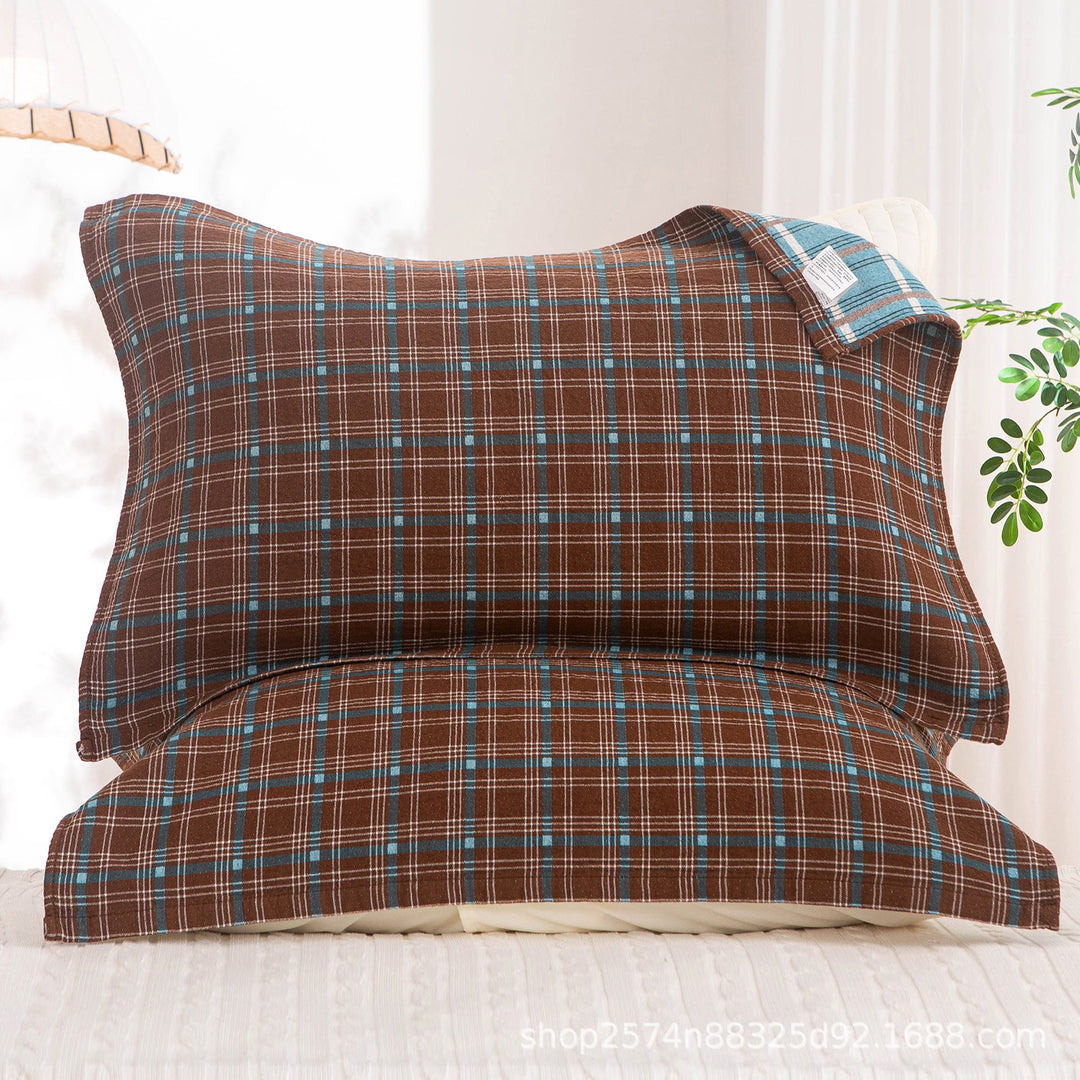 Women's pillowcase with delicate floral motif Stornfield