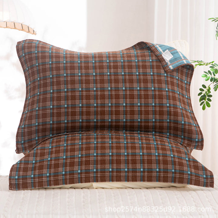 Women's pillowcase with delicate floral motif Stornfield