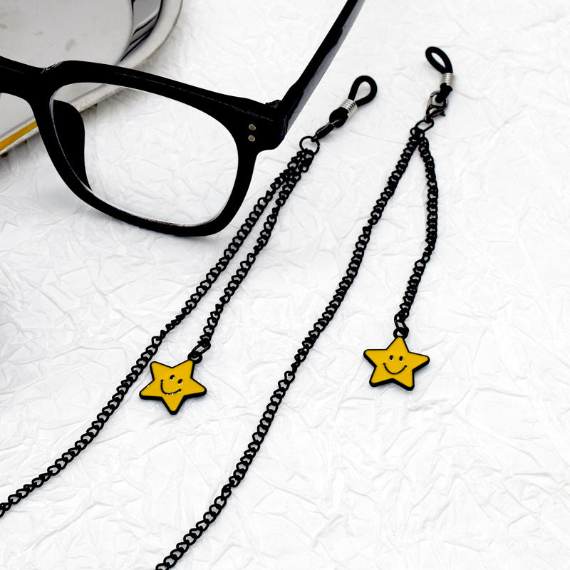 Playful Star-Themed Eyewear Chain Stornfield