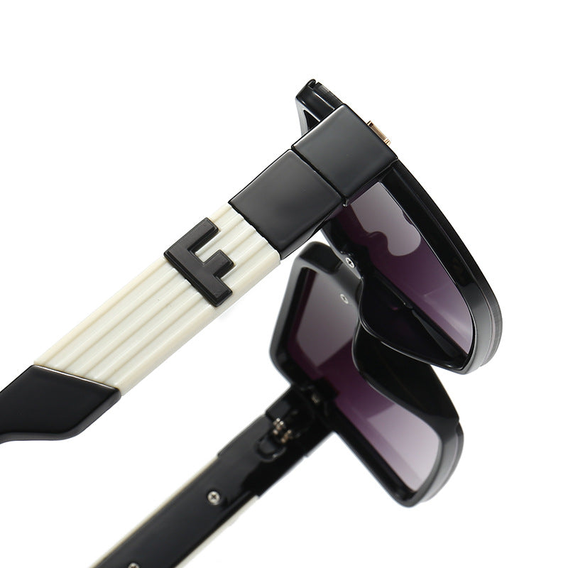 Women square sunglasses with luxurious frame and polarized lenses Stornfield