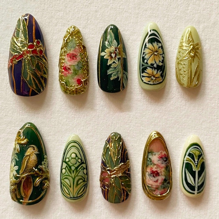 Elegant Artistic Nail Art Set Stornfield