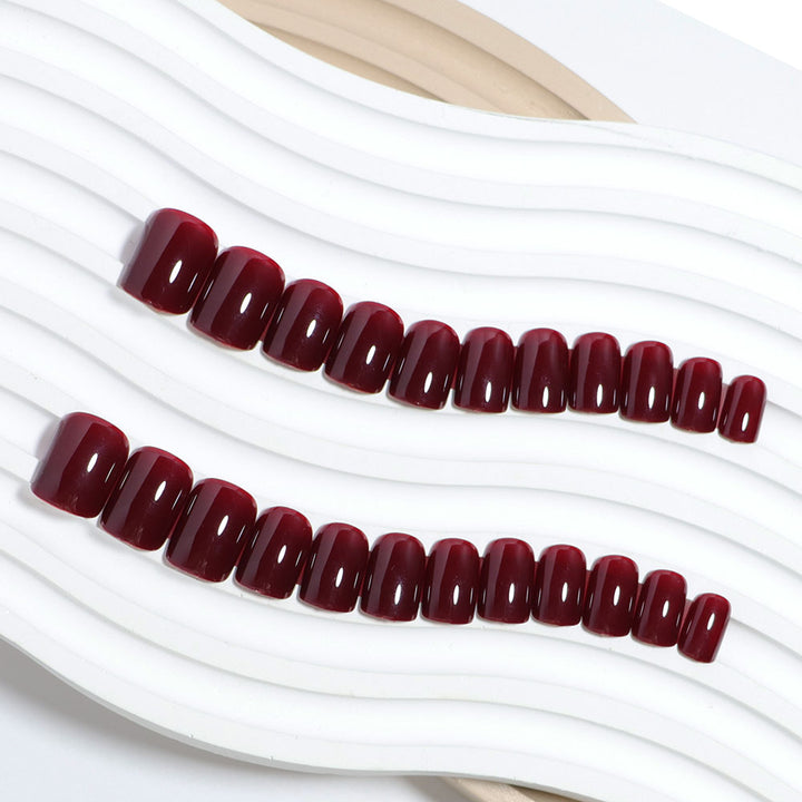 Glossy Press-On Nail Set with Elegant Shape Stornfield