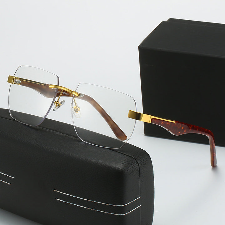Women's Fashion Sunglasses in Modern Geometric Design Stornfield