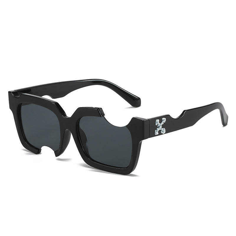 Women's modern, geometric sunglasses with exceptional frame Stornfield