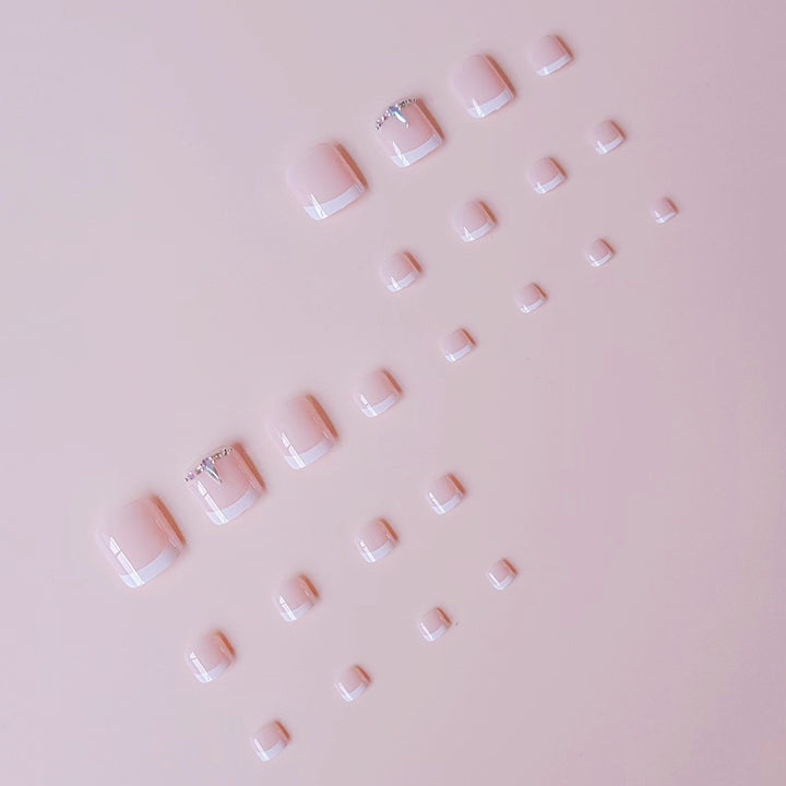 Nail art set with elegant rhinestone details Stornfield
