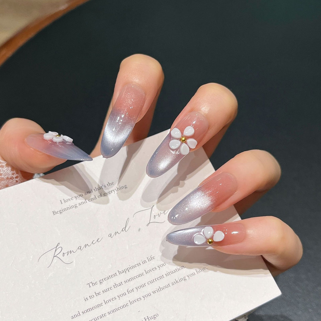 Elegant Floral 3D Press-On Nail Extensions Stornfield