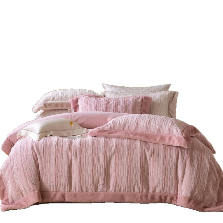Cozy quilted reversible duvet cover with faux fur trim