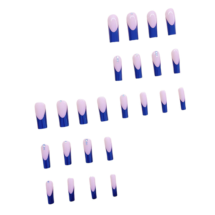Acrylic nail set with modern glamour and luxurious 3D accents Stornfield