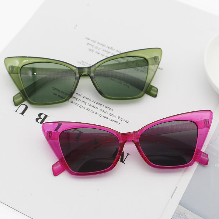 Women's Fashion Cat-Eye Sunglasses with High-Quality Frame Structure Stornfield