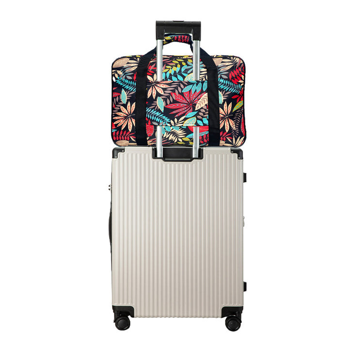 Practical travel bag with petal motif Stornfield