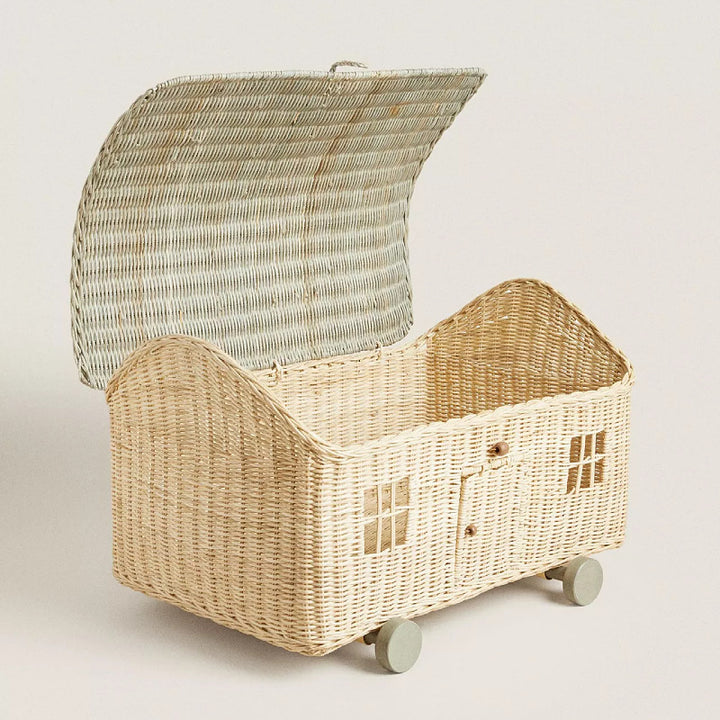 Handcrafted storage basket in house design Stornfield