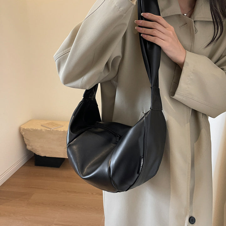 Sleek Everyday Shoulder Bag Stornfield