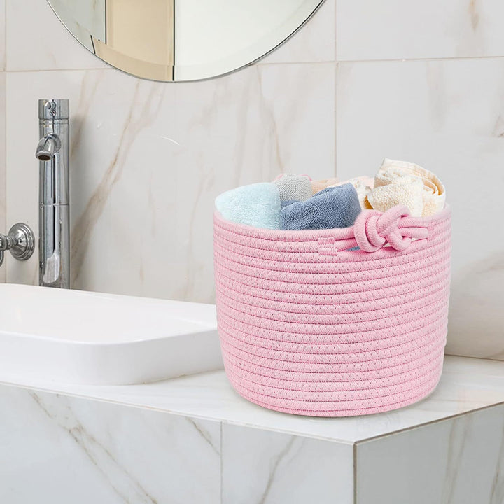 Women’s storage basket with decorative knot design Stornfield
