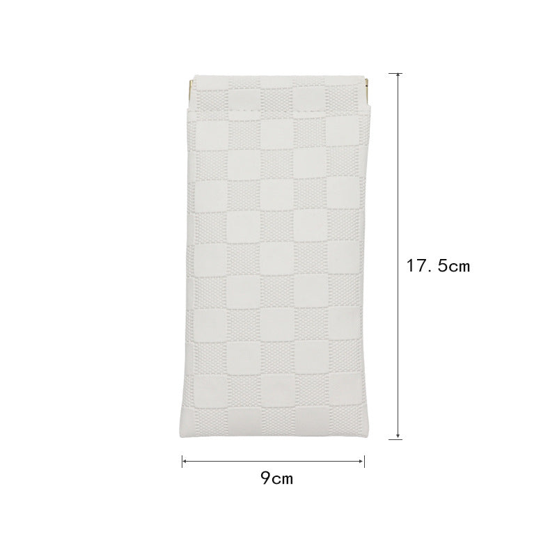 Fashionable Checkered Pouch Stornfield