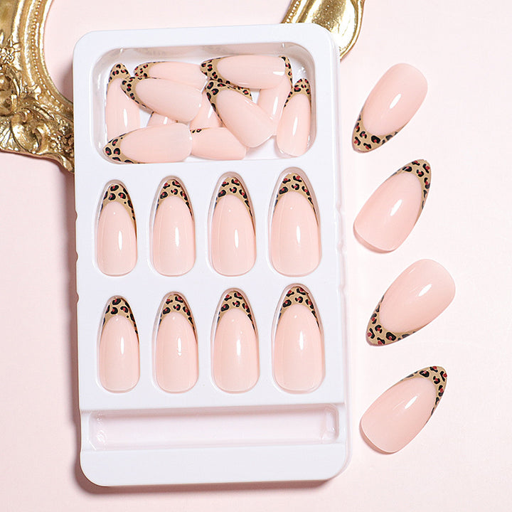 Elegant Leopard-Trimmed Press-On Nails Stornfield