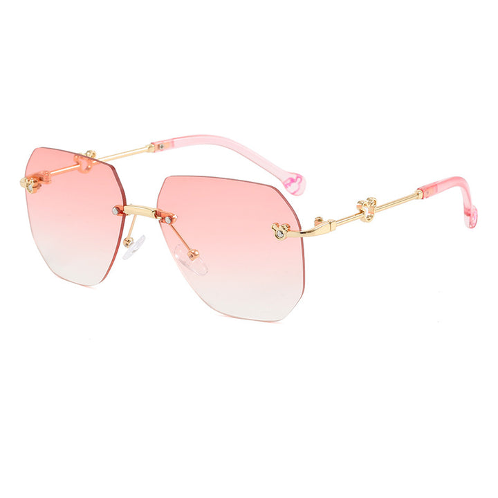 Ladies stylish oversized sunglasses with faceted frame Stornfield