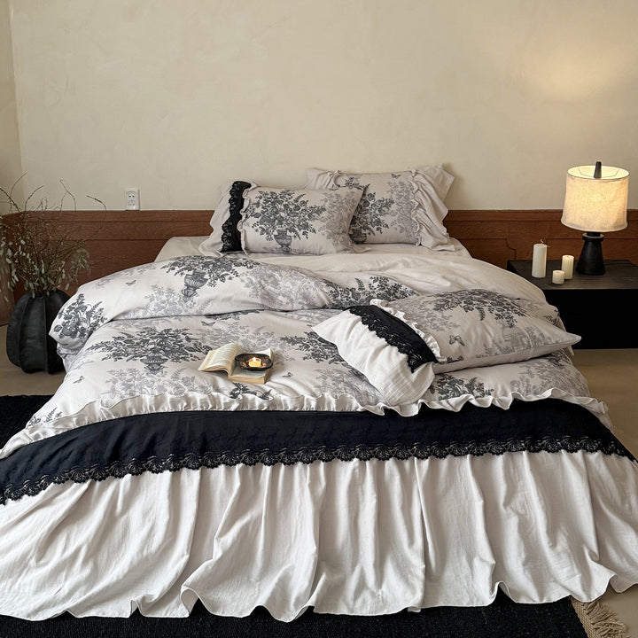Toile-Print Ruffled Cotton-Linen Duvet Cover Set with Lace-Trim Bedskirt