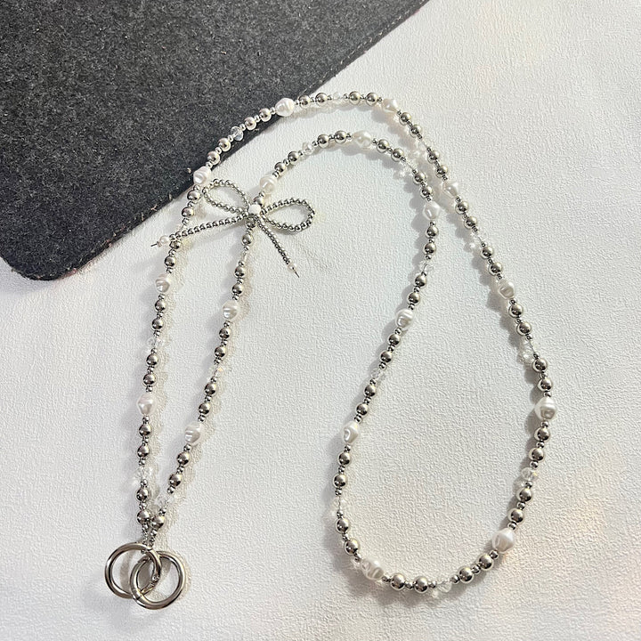 Elegant Pearl and Silver Necklace Stornfield