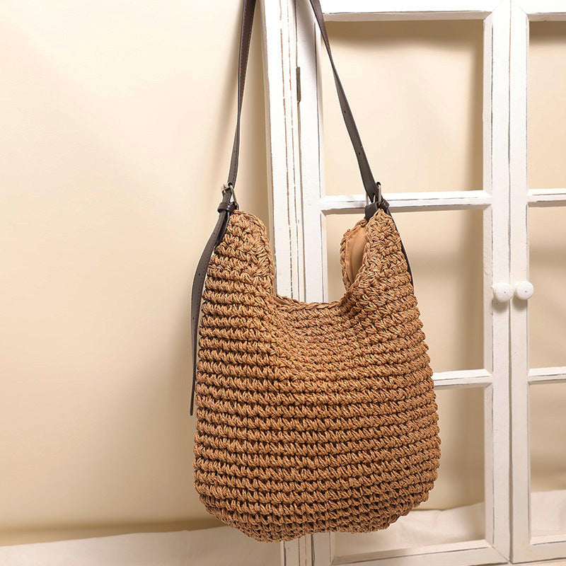 Casual handbag with wide shoulder strap Stornfield
