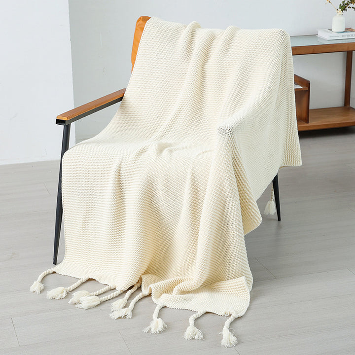 Women’s knitted blanket with decorative tassels Stornfield