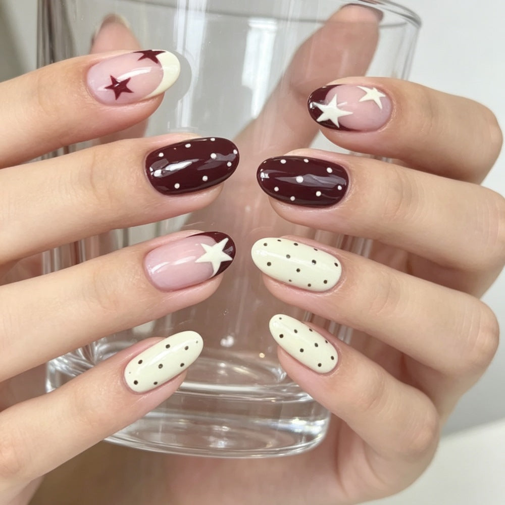 Stylish star design artificial nails Stornfield