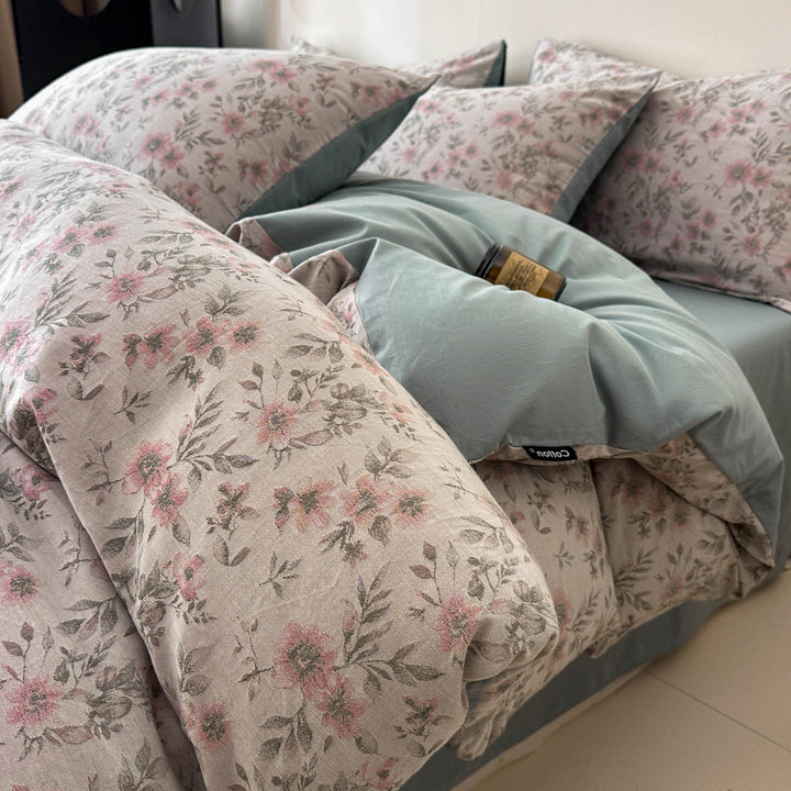 Reversible Printed Duvet Cover Set with Sateen-Feel Pillowcases
