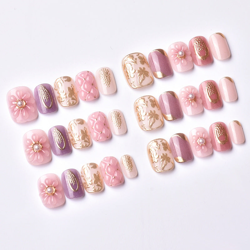 Elegant Floral Decorative Press-On Nail Art Set Stornfield