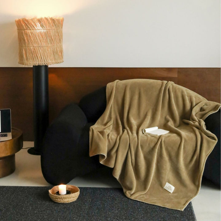 Plush Microfiber Velvet Throw Blanket with Satin Stitched Edge