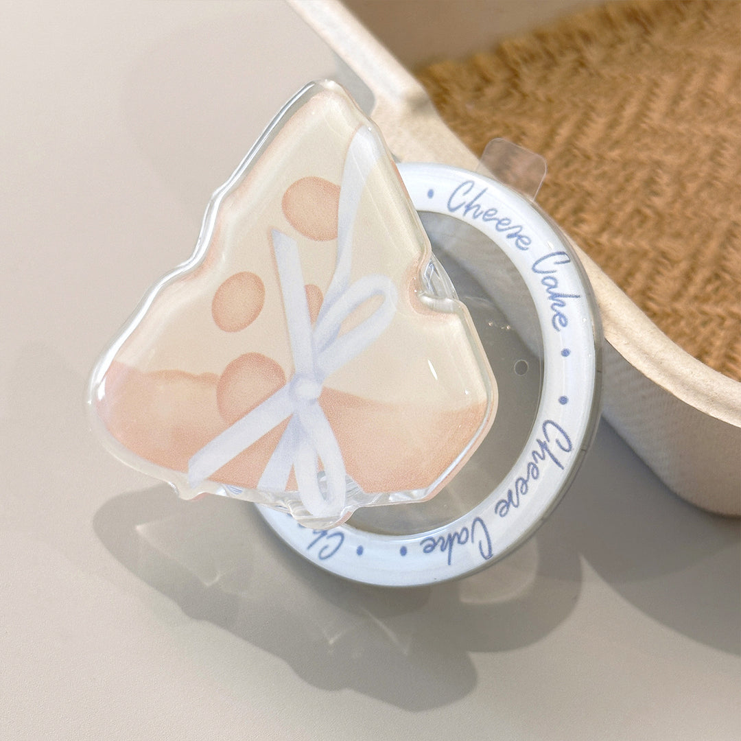Fun refrigerator magnet in cake shape Stornfield