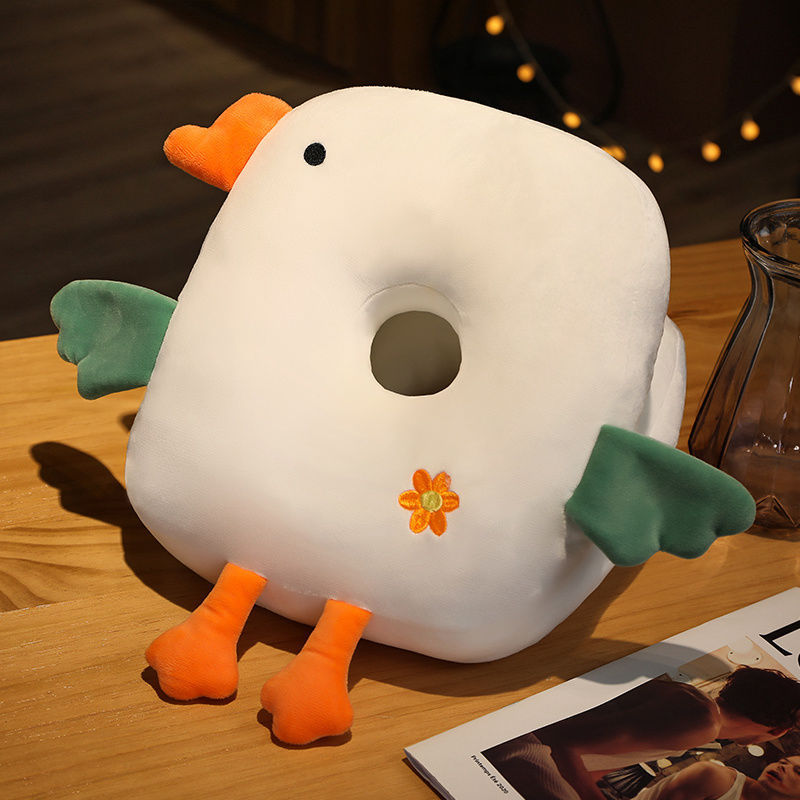 Plush seat cushion with ergonomic design Stornfield