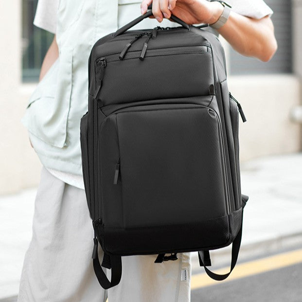 Multifunctional Travel Bag Stornfield