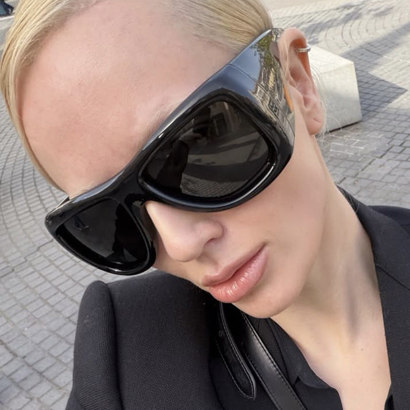 Ladies trendy oversized sunglasses with striking tortoiseshell design Stornfield