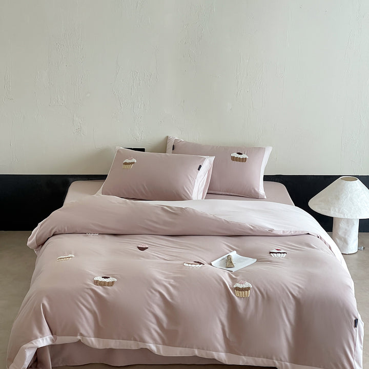 Embroidered Cupcake Cotton Sateen Duvet Cover Set with Appliqué Details