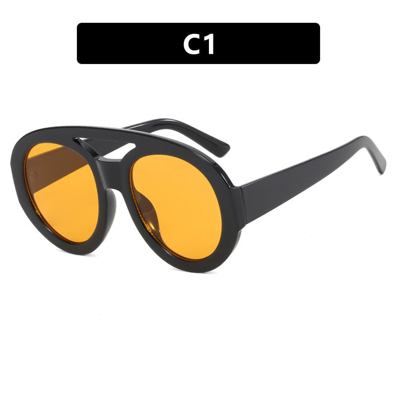 Ladies elegant sunglasses with fashionable design Stornfield