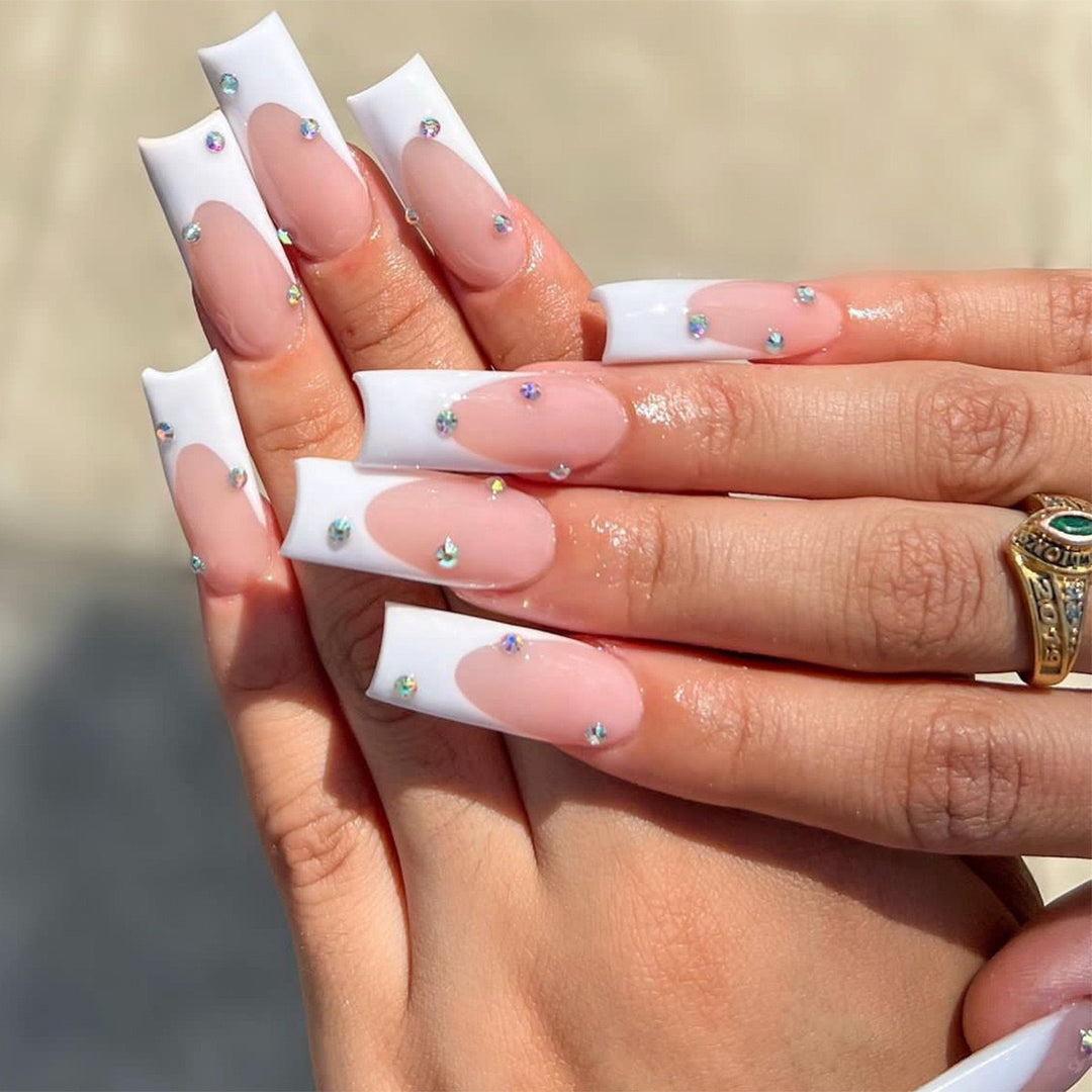 Nail Art Set with Glitter and Elegant Accents Stornfield