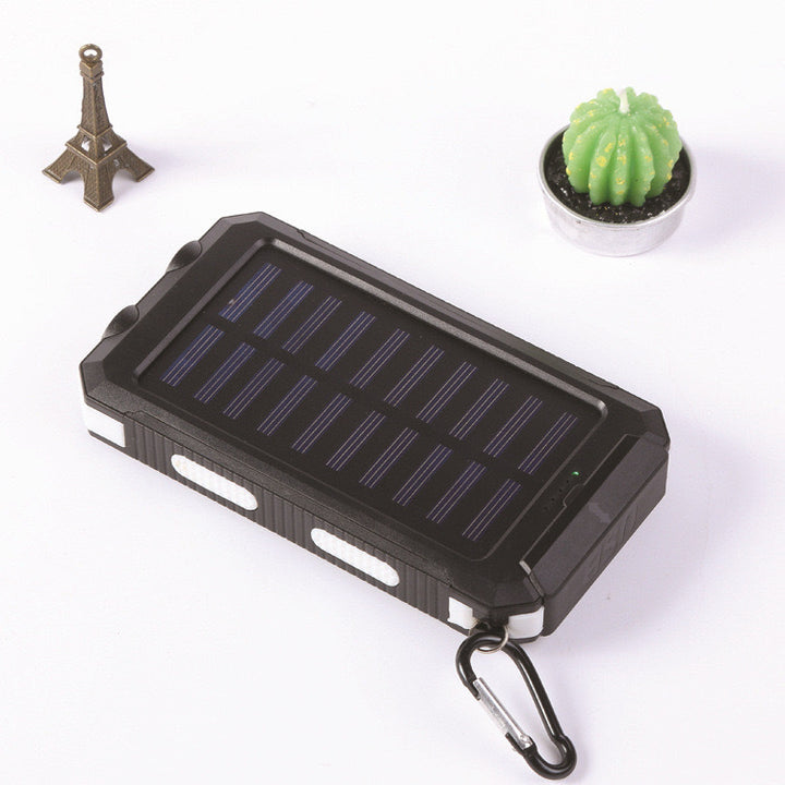 Solar-powered power bank with robust design and integrated fast charging function Stornfield
