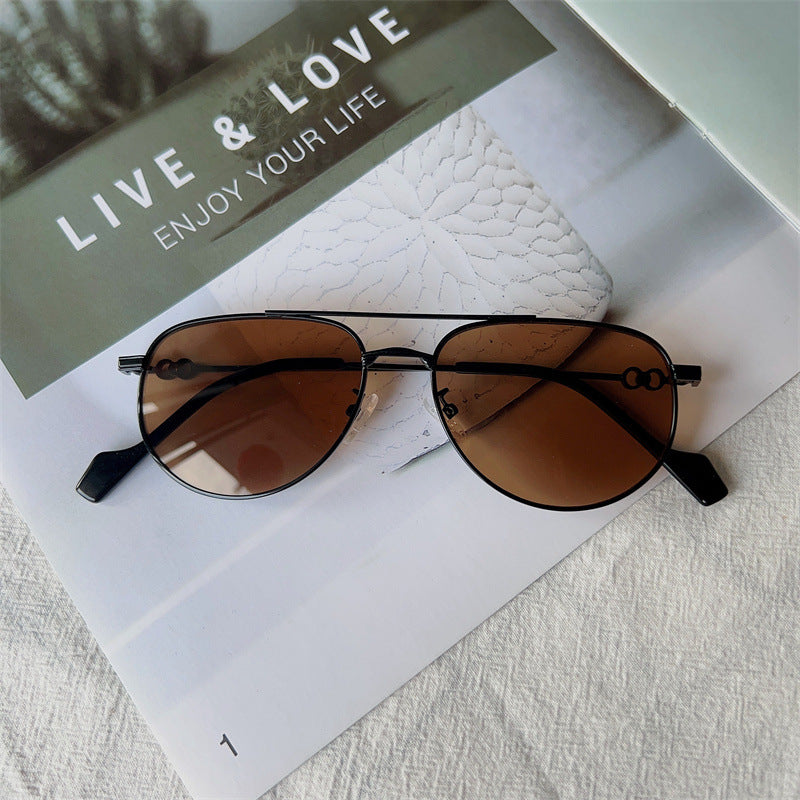 Vintage-Inspired Aviator Sunglasses Stornfield