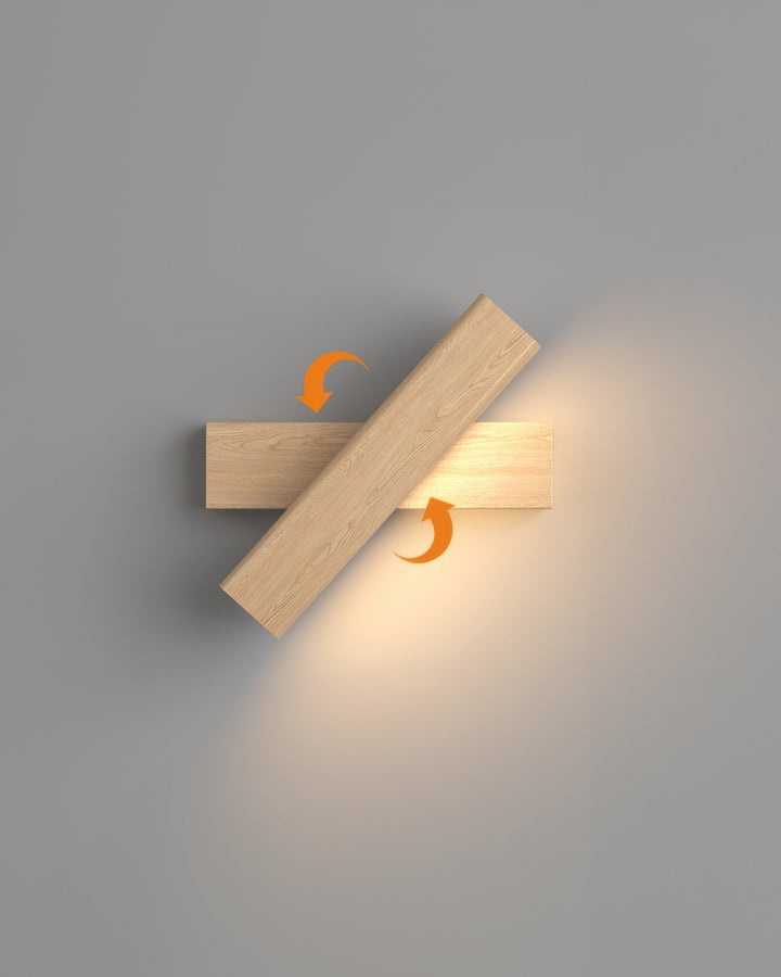 Stornfield | Swiveling Wall Lamp with Nordic Wood Grain