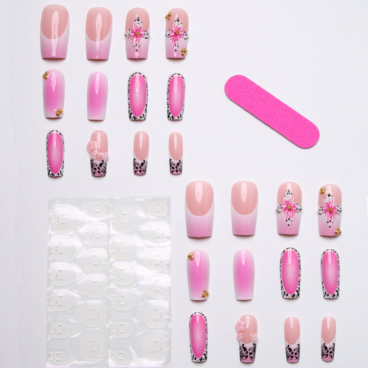 Exclusive artificial nail tips with floral accents Stornfield