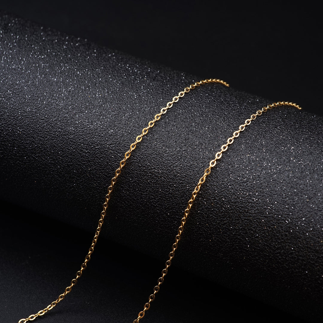 Sleek Minimalist Chain Eyewear Holder Stornfield