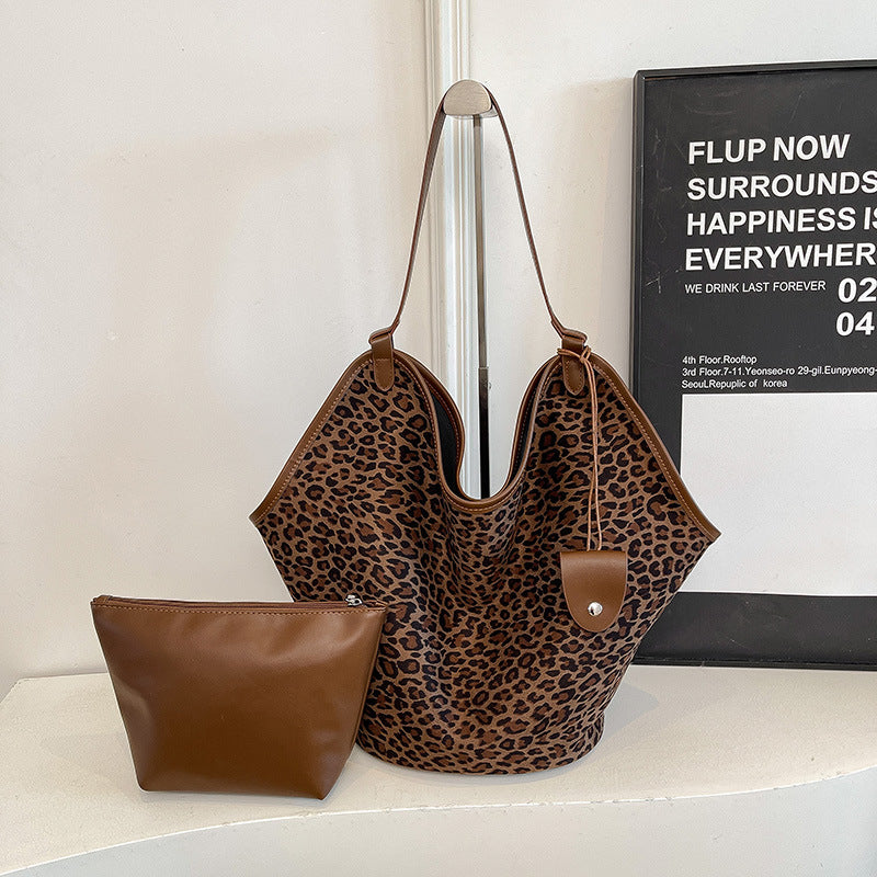 Suede Hobo Bag Stornfield