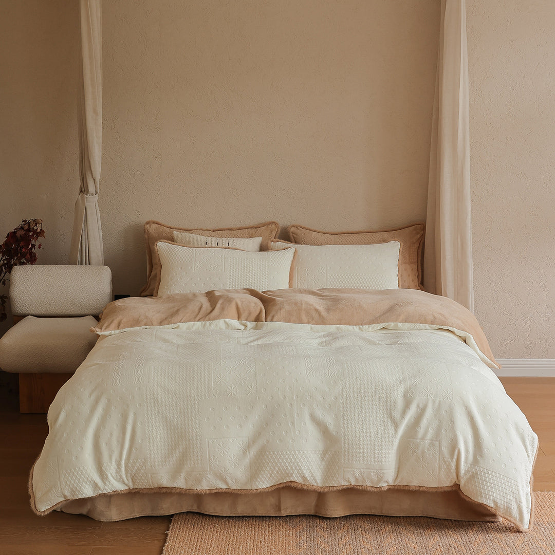 Breathable Jacquard Cotton Duvet Cover Set with Plush Velvet Reverse and Euro Shams