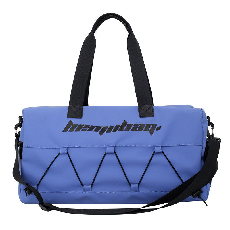 Sporty Travel Bag with Expandable Compartment Design Stornfield