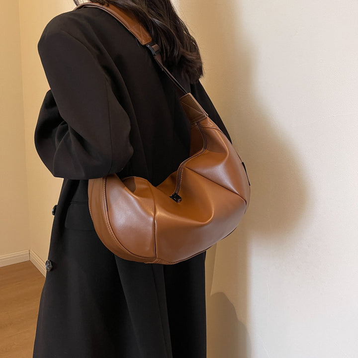 Sleek Everyday Shoulder Bag Stornfield